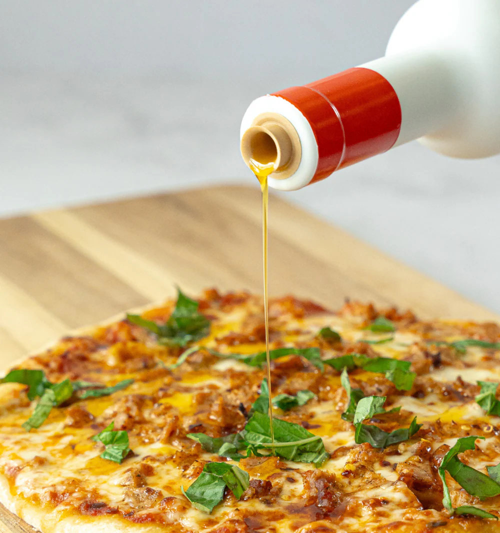 Spicy Red Pepper Olive Oil - Image 2